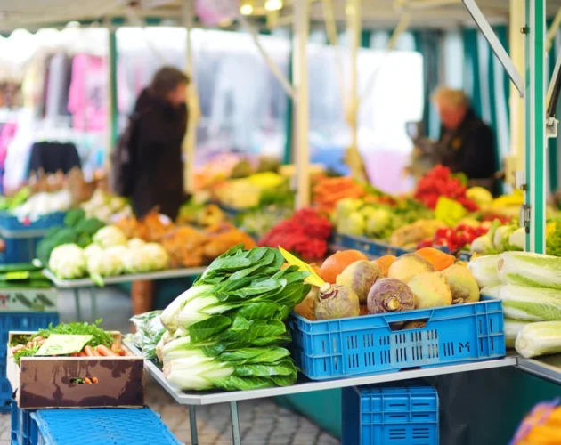 etal de marché au coin du marche(2)